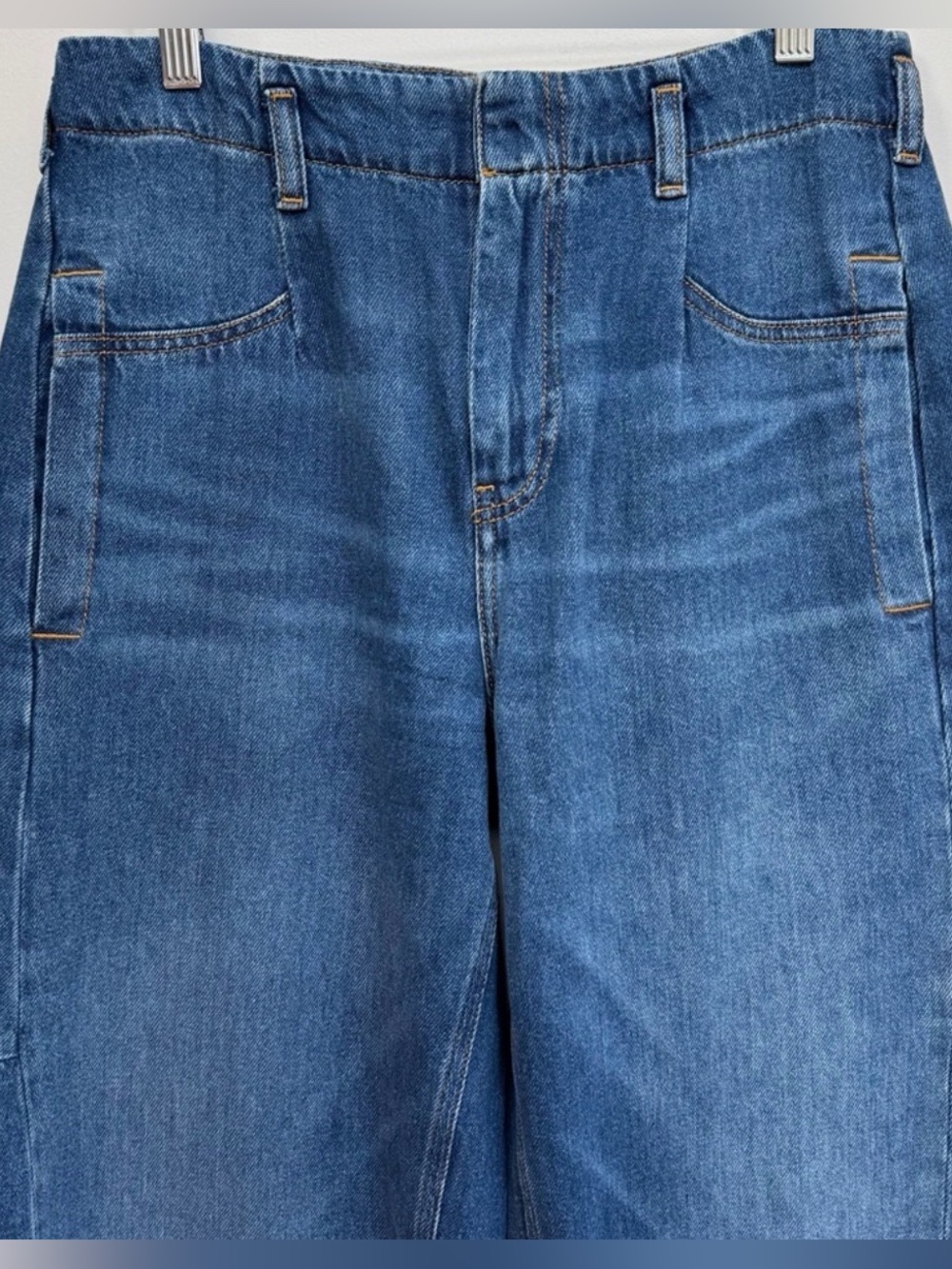 Pilcro Wide-Leg Denim Jeans in Medium Blue - Picture 4 of 8